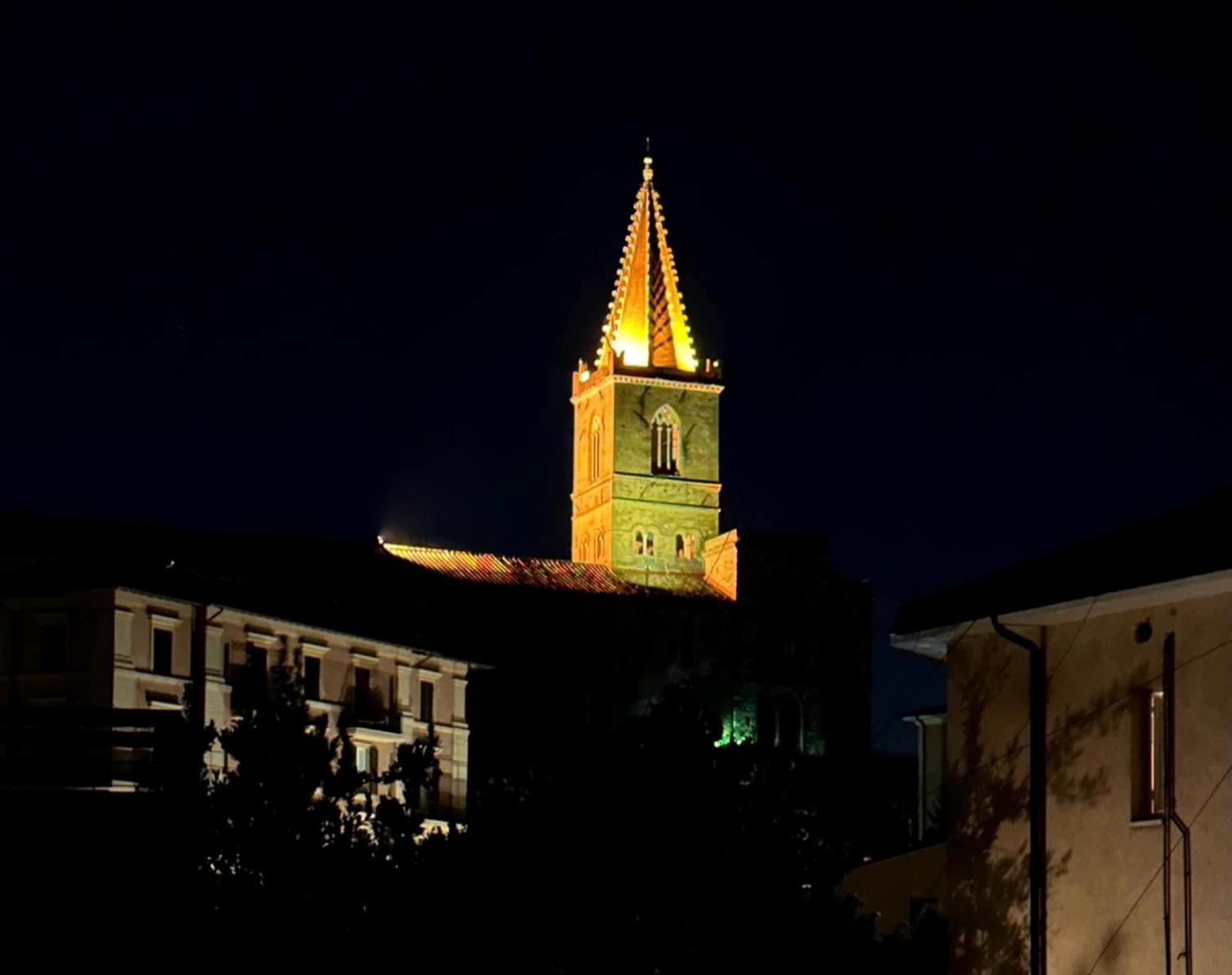 Centralissimo - Nuovo - Parcheggio Privato Perugia Kültér fotó