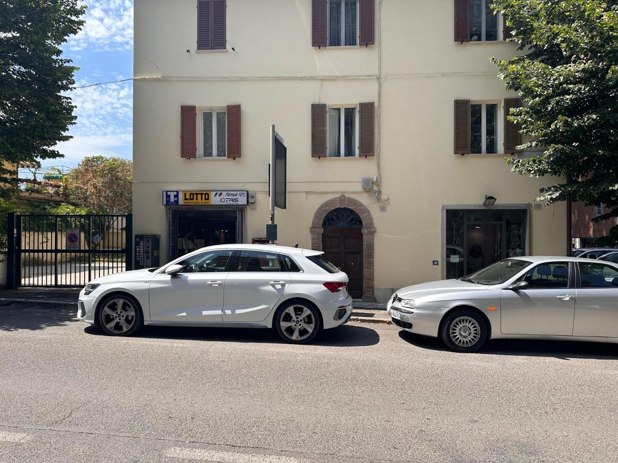 Centralissimo - Nuovo - Parcheggio Privato Perugia Kültér fotó